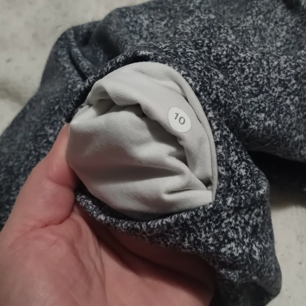 Lululemon speckled cropped leggings - Picture 4 of 7